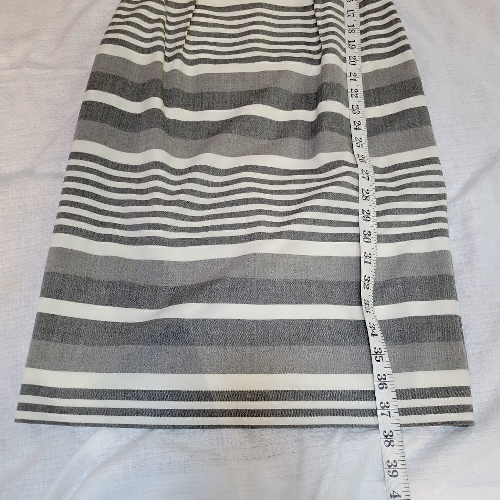 Calvin Klein Gray Off-White Striped Sleeveless Dress Size 2 NWT - Picture 9 of 15